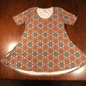 Lularoe Perfect Tee XS Buttery Soft